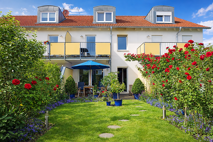 Foto GEPFLEGTES REIHENHAUS MIT VIEL PLATZ IN FAMILIENFREUNDLICHER LAGE 
