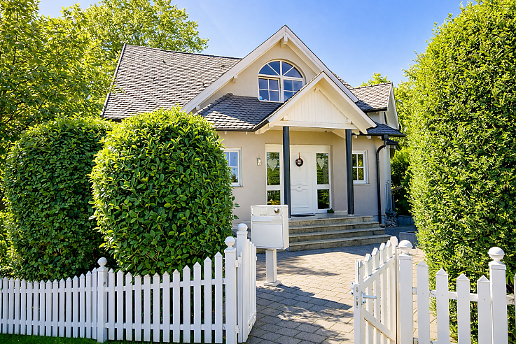Foto VILLA AM WALD. Exklusives Einfamilienhaus in idyllischer Naturlage