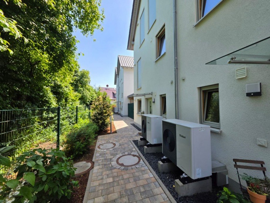 Vorderberreich Doppelhaush�lfte Frankfurt (Zeilsheim)
