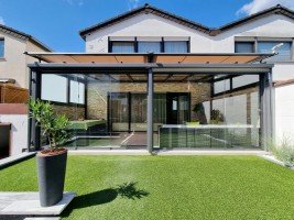 Hauptbild DOPPELHAUSH�LFTE mit MODERNER AUSSTATTUNG