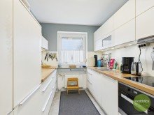 K�che PLATZ F�R JEDE LEBENSPHASE - 5 ZIMMER, EINBAUK�CHE, SONNENBALKON, 2 PKW-STELLPL�TZE...