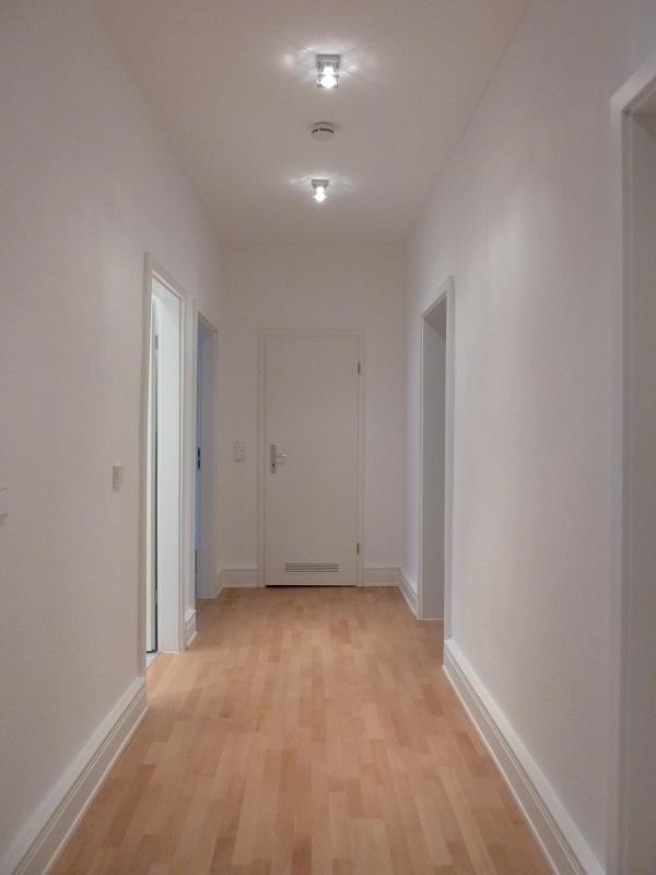 Flur Dachgeschosswohnung Wiesbaden