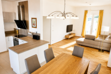 Wohnen IM BELIEBTEN K�NSTLERVIERTEL! MODERNES PENTHOUSE MIT SONNIGER DACHTERRASSE UND TIEFGARAGENSTELLPLATZ