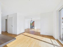 Wohn-Essbereich EXKLUSIVE PENTHOUSE-MAISONETTE IN ATTRAKTIVER LAGE, NAHE ALTSTADT UND FIS (International School)