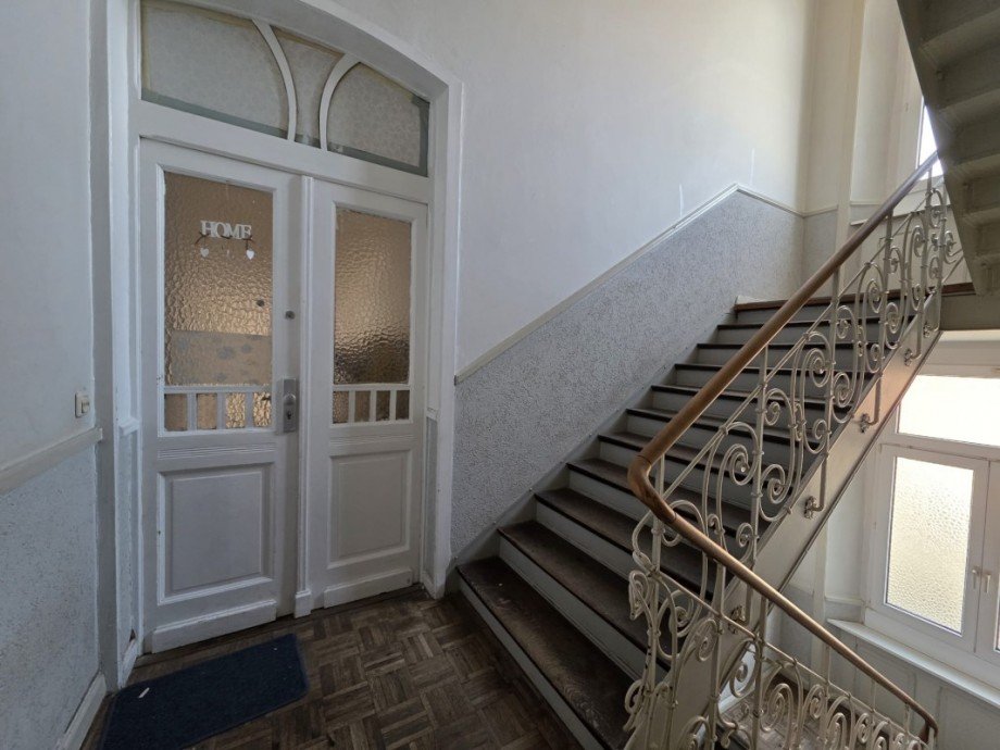 Wohnungseingang Etagenwohnung Wiesbaden