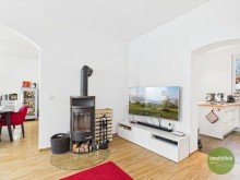 Kaminofen CHARMANTES UND GUT GEPFLEGTES EINFAMILIENHAUS MIT NEBENGEGEB�UDE, HOF- UND GARTENBEREICH