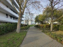 Zugang Haus HELLE 2-ZIMMER-WOHNUNG MIT SUPER SCHNITT UND FERNBLICK