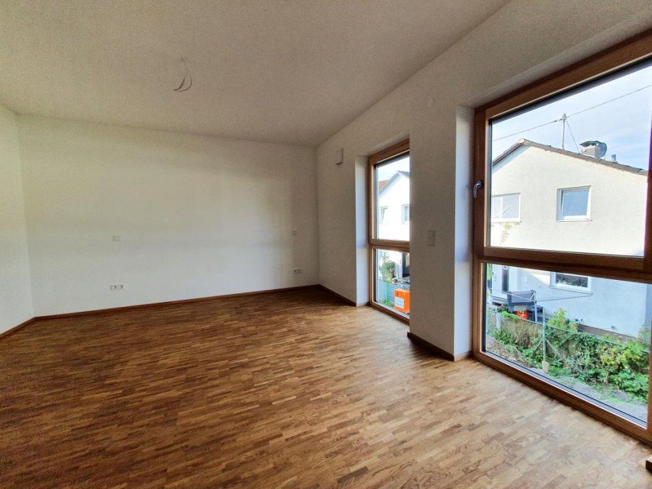 Schlafzimmer Doppelhaush�lfte Frankfurt (Zeilsheim)