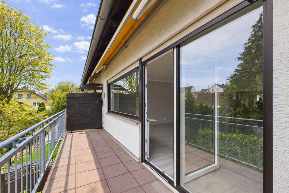 Balkon (2) Mehrfamilienhaus Wiesbaden