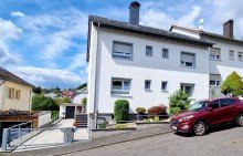 Au�enansicht DER SOMMER KANN KOMMEN! GEPFLEGTES ZWEIFAMILIENHAUS MIT VIEL PLATZ