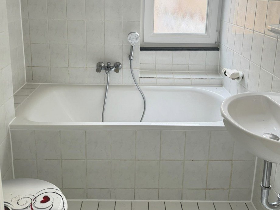 Badezimmer Etagenwohnung Wiesbaden