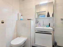 Bad TOP MODERNISIERTE WOHNUNG MIT EINBAUK�CHE UND BALKON - PERFEKT F�R EIGENNUTZER & KAPITALANLEGER