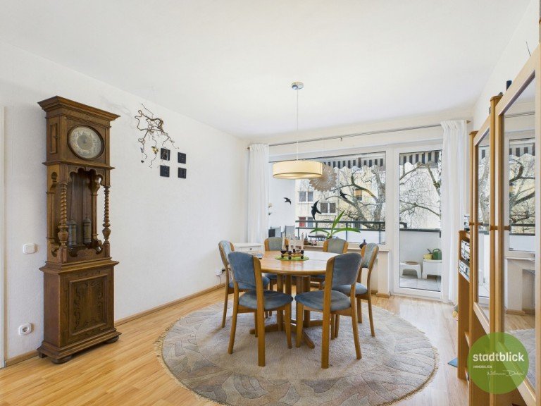 Essbereich Wiesbaden Etagenwohnung 5-ZIMMER-WOHNUNG MIT 2 PKW-STELLPL�TZEN, EINBAUK�CHE, S�DBALKON