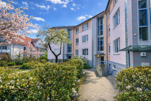 Hauptbild H�BSCHE WOHNUNG mit EINBAUK�CHE, BALKON und GARAGE