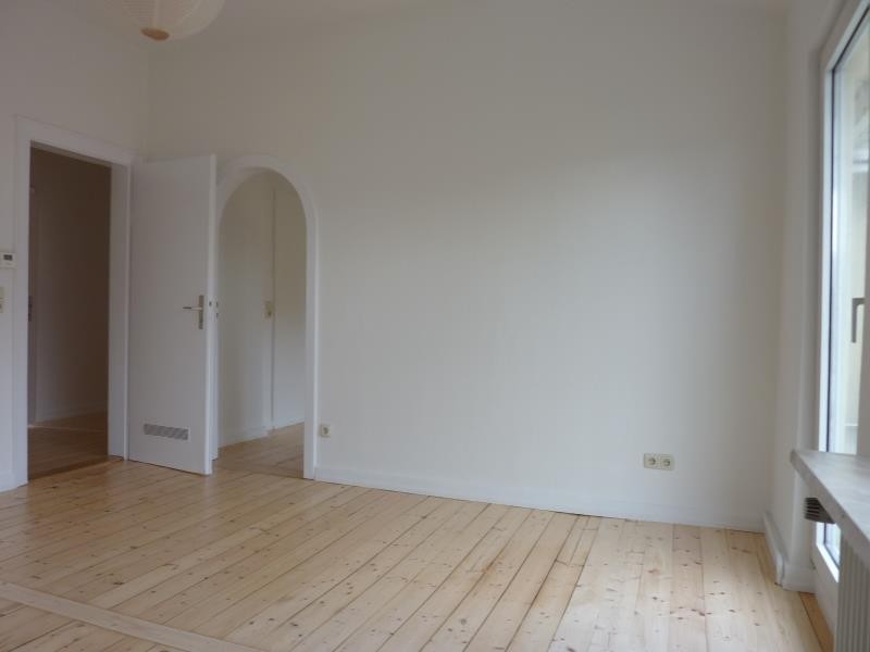 Wohnzimmer (Ansicht 2) Etagenwohnung Wiesbaden