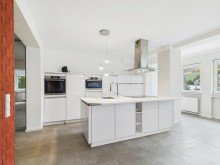 Einbauk�che BLICKFANG NEROBERG - Moderne 3-ZIMMER-WOHNUNG MIT GARAGE UND EINBAUK�CHE