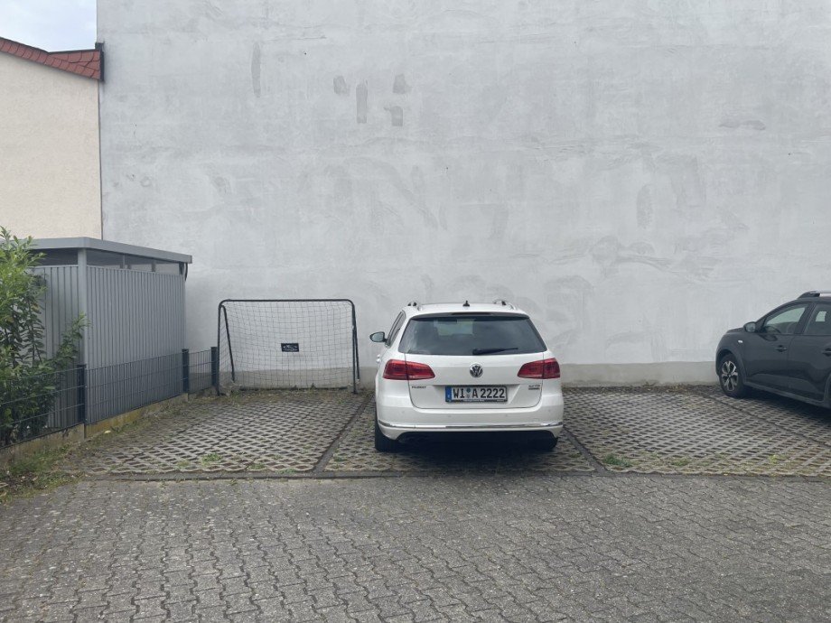 Autostellplatz Etagenwohnung Wiesbaden