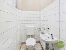 G�ste-WC SELTENE GELEGENHEIT IN TOP LAGE! CHARMANTES ANWESEN MIT GROSSEM GRUNDST�CK