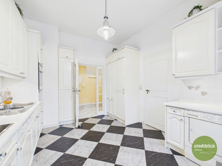 K�che Etagenwohnung Wiesbaden