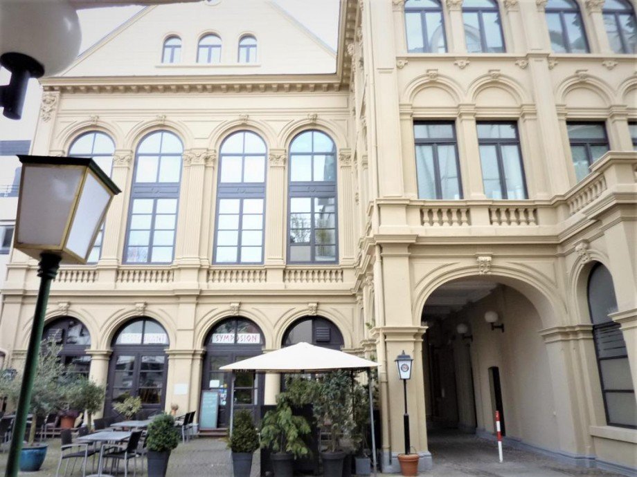Ausseneinsicht Eingang Etagenwohnung Wiesbaden