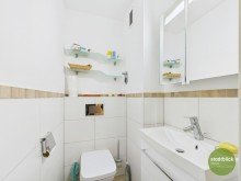 G�ste WC PLATZ F�R JEDE LEBENSPHASE - 5 ZIMMER, EINBAUK�CHE, SONNENBALKON, 2 PKW-STELLPL�TZE...