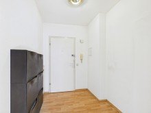 Flur SUPER GESCHNITTENE 2 ZIMMER WOHNUNG MIT TIEFGARAGENSTELLPLATZ IN DER NEUSTADT