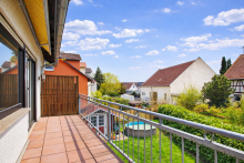 Balkon ATTRAKTIVES MEHRFAMILIENHAUS IN BEGEHRTER WOHNLAGE VON WIESBADEN-BRECKENHEIM - TEILWEISE VERMIETET