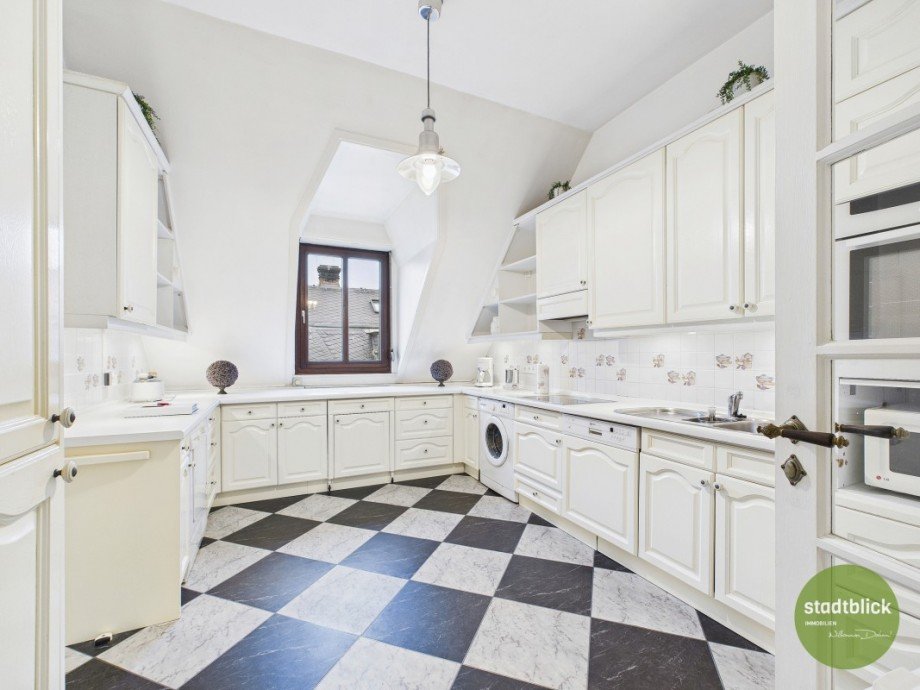 K�che Etagenwohnung Wiesbaden