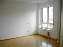 Schlafzimmer H�BSCHE WOHNUNG mit EINBAUK�CHE, BALKON und GARAGE