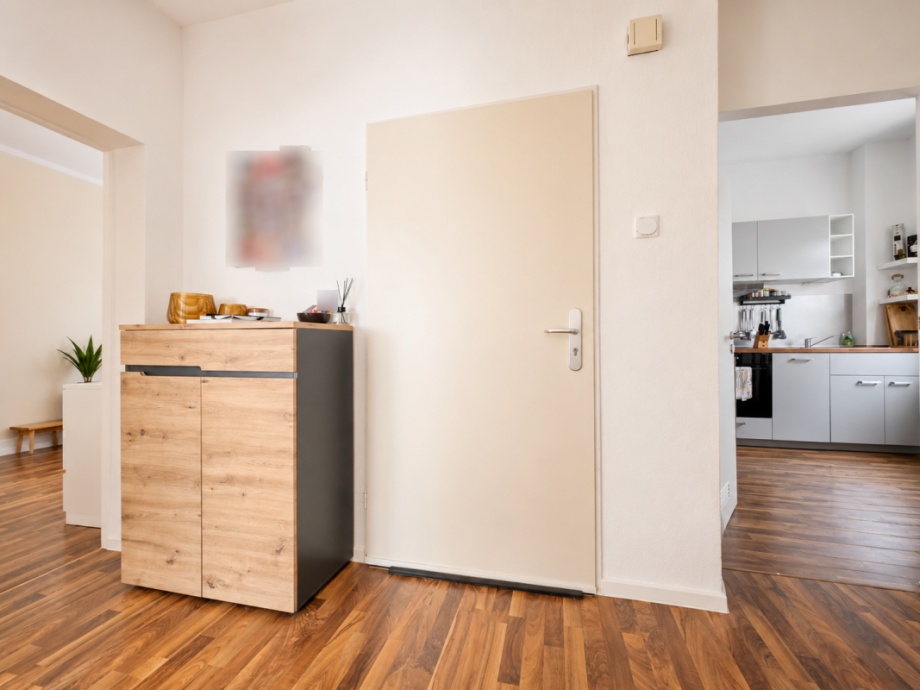 Flur (2) Etagenwohnung Wiesbaden