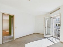 Schlafzimmer SUPER GESCHNITTENE 2 ZIMMER WOHNUNG MIT TIEFGARAGENSTELLPLATZ IN DER NEUSTADT