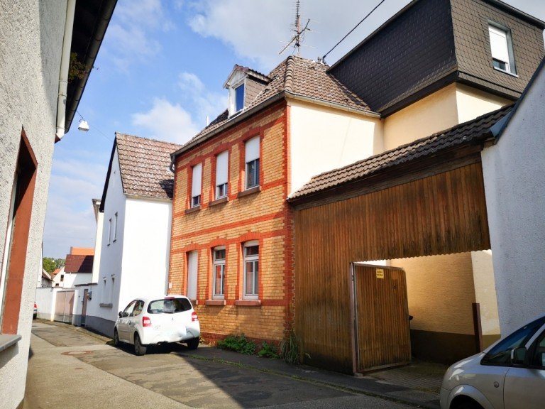 Au�ensicht Wiesbaden Etagenwohnung GEM�TLICHE 1-ZIMMER-WOHNUNG MIT STELLPLATZ IN DELKENHEIM