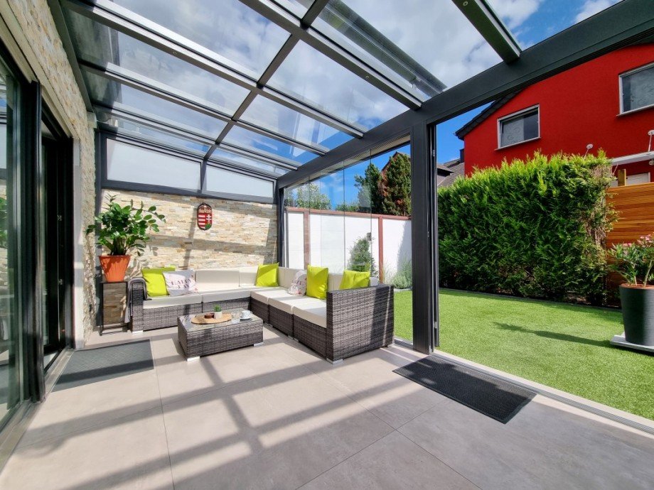 Terrasse - Wintergarten Doppelhaush�lfte Heidesheim