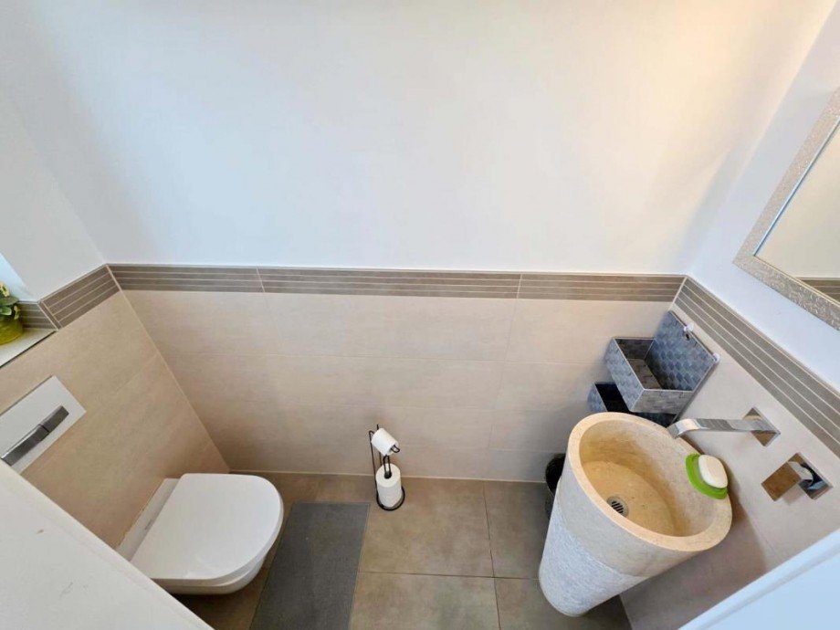 G�ste-WC Einfamilienhaus Mainz