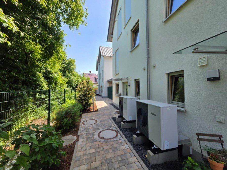 Vorderberreich Doppelhaush�lfte Frankfurt (Zeilsheim)