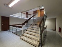 Treppenhaus HELLE 2-ZIMMER-WOHNUNG MIT SUPER SCHNITT UND FERNBLICK