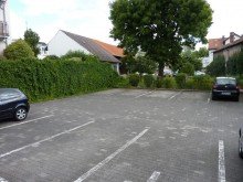 Parkplatz SUPER LAGE! ZENTRAL & RUHIG. H�bsche Wohnung mit Balkon, Einbauk�che, PKW-Stellplatz