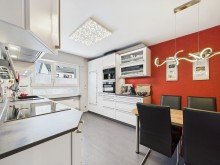 K�che Erdgeschoss DER SOMMER KANN KOMMEN! GEPFLEGTES ZWEIFAMILIENHAUS MIT VIEL PLATZ