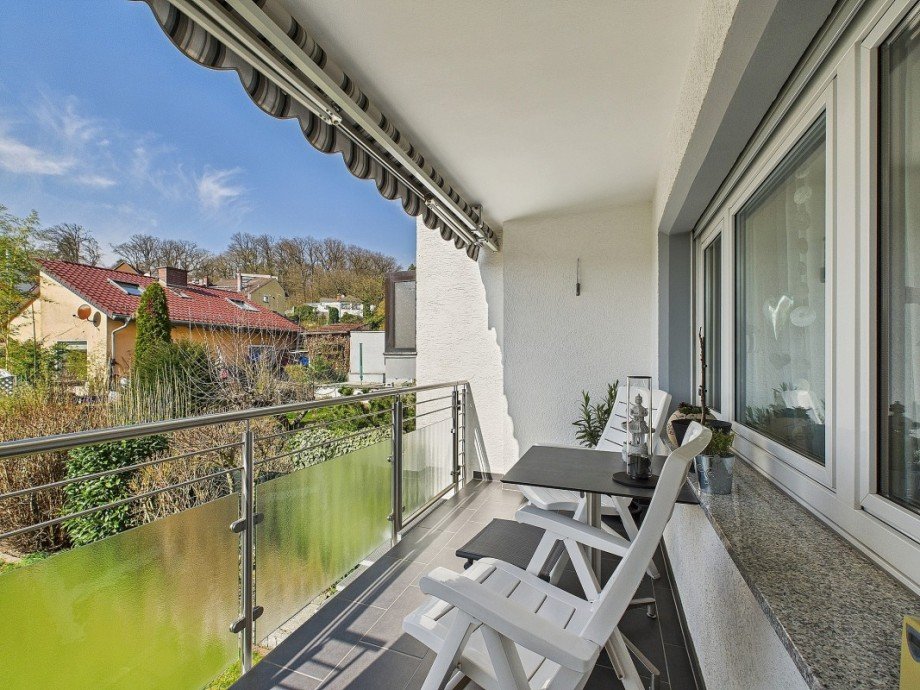 Balkon erdgeschoss Mehrfamilienhaus Wiesbaden