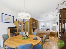 Wohn-Essbereich PLATZ F�R JEDE LEBENSPHASE - 5 ZIMMER, EINBAUK�CHE, SONNENBALKON, 2 PKW-STELLPL�TZE...