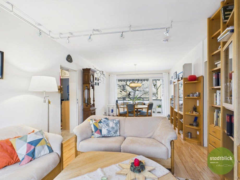 Wohnbereich Etagenwohnung Wiesbaden
