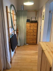 Flurbereich SUPER LAGE! ZENTRAL & RUHIG. H�bsche Wohnung mit Balkon, Einbauk�che, PKW-Stellplatz