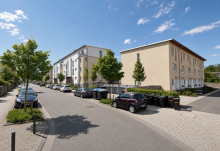 Lage Umfeld IM BELIEBTEN K�NSTLERVIERTEL! MODERNES PENTHOUSE MIT SONNIGER DACHTERRASSE UND TIEFGARAGENSTELLPLATZ