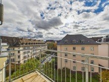 Balkon und Ausblick SCHMUCKST�CK MIT GESCHICHTE IM SCH�NEN RHEINGAUVIERTEL - ALTBAUCHARME TRIFFT MAISONETTE